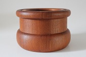 Dansk Design
Isspand fremstillet af massiv teaktræ med låg
Diameter 23 cm
Højde 15 cnm
Fin stand
emne nr:
181505 Dansk Design
Isspand fremstillet af massiv teaktræ med låg
Diameter 23 cm
Højde 15 cnm
Fin stand
emne nr:
181505