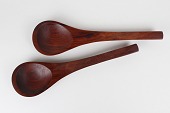 Jens Harald Quistgaard (1919-2008)
Salatsæt fremstillet af teaktræ.
Sign. IHQ for Jens Harald Quistgaard Denmark
Længde : 28,5 cm
Fin stand
emne nr:
189089 Jens Harald Quistgaard (1919-2008)
Salatsæt fremstillet af teaktræ.
Sign. IHQ for Jens Harald Quistgaard Denmark
Længde : 28,5 cm
Fin stand
emne nr:
189089