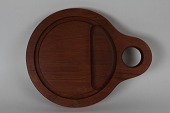 Danish Modern
Skærebræt af teaktræ med håndtag og rillet kant
+ fordybning
Producent: Woodline - Denmark
Længde 40 cm
Bredde 31 cm
Fin stand
emne nr:
222668 Danish Modern
Skærebræt af teaktræ med håndtag og rillet kant
+ fordybning
Producent: Woodline - Denmark
Længde 40 cm
Bredde 31 cm
Fin stand
emne nr:
222668