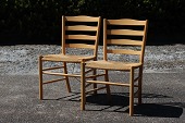 Kaare Klint (1888-1954)
Kirkestole
fremstillet af lakeret bøgetræ
med originale flettede sæder
Producent: Fritz Hansen
Højde 85 cm
Dybde 48 cm
Bredde 53 cm
2 stk på lager
Fin stand
Stolene kan beses efter aftale
emne nr:
245413 Kaare Klint (1888-1954)
Kirkestole
fremstillet af lakeret bøgetræ
med originale flettede sæder
Producent: Fritz Hansen
Højde 85 cm
Dybde 48 cm
Bredde 53 cm
2 stk på lager
Fin stand
Stolene kan beses efter aftale
emne nr:
245413