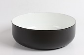 Kaj Frank
Stor finel skål af metal og hvid emalie
med sort mat emalje på ydersiden
Diameter 26 cm
Højde 9 cm
Producent: Arabia i Finland
Fin stand
emne nr:
256559 Kaj Frank
Stor finel skål af metal og hvid emalie
med sort mat emalje på ydersiden
Diameter 26 cm
Højde 9 cm
Producent: Arabia i Finland
Fin stand
emne nr:
256559