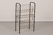 Danish Modern
Avis og nodeholder
fremstillet af metal
Længde 37 cm
Højde 68 cm
Dybde 25 cm
Dansk møbelproducent
Fin stand efter alm brug
Avisholderen kan beses efter aftale
emne nr:
282417 Danish Modern
Avis og nodeholder
fremstillet af metal
Længde 37 cm
Højde 68 cm
Dybde 25 cm
Dansk møbelproducent
Fin stand efter alm brug
Avisholderen kan beses efter aftale
emne nr:
282417