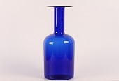Kastrup Holmegaard
Stor Otto Bauer vase
fremstillet af mørk blåt glas
Producent: Kastrup Holmegaard
Højde 35 cm
Diameter 15 cm
Fin stand uden skår el lign
emne nr:
283088 Kastrup Holmegaard
Stor Otto Bauer vase
fremstillet af mørk blåt glas
Producent: Kastrup Holmegaard
Højde 35 cm
Diameter 15 cm
Fin stand uden skår el lign
emne nr:
283088