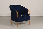Jeki Møbler
Opus stol med blå stribet uld betræk
Bredde 66 cm
Dybde 67 cm
Højde 75/40 cm
Producent: Jeki Møbler Bramming
Rigtig fin stand
Sofaen kan beses efter aftale
emne nr:
287060 Jeki Møbler
Opus stol med blå stribet uld betræk
Bredde 66 cm
Dybde 67 cm
Højde 75/40 cm
Producent: Jeki Møbler Bramming
Rigtig fin stand
Sofaen kan beses efter aftale
emne nr:
287060