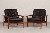 Skandinavisk Møbeldesign
Par lounge chairs med stel af massiv teaktræ
og sorte læder hynder med patina
Højde 80 cm
Sædehøjde 43 cm
Dybde 83 cm
Bredde 89 cm
Fin stand efter almindelig brug
Stolene kan beses efter aftale
emne nr:
332297 Skandinavisk Møbeldesign
Par lounge chairs med stel af massiv teaktræ
og sorte læder hynder med patina
Højde 80 cm
Sædehøjde 43 cm
Dybde 83 cm
Bredde 89 cm
Fin stand efter almindelig brug
Stolene kan beses efter aftale
emne nr:
332297