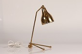 Skandinavisk Lampedesign
Messing lampe fra 1950'erne
m/justerbar skærm og fod
Den kan indstilles i forskellige trindløse positioner
og bruges som klaverlampe eller i en hylde
Højde/længde ca 32 cm
Fin funktionsdygtig stand
emne nr:
348816 Skandinavisk Lampedesign
Messing lampe fra 1950'erne
m/justerbar skærm og fod
Den kan indstilles i forskellige trindløse positioner
og bruges som klaverlampe eller i en hylde
Højde/længde ca 32 cm
Fin funktionsdygtig stand
emne nr:
348816