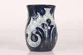 Møller og Bøgely Kunstkeramik
Stor vase med skønvirke dekoration
fremstillet af keramik med glasur
Sign: MB for Møller og Bøgely
Højde 28 cm
Diameter 20 cm
Fin stand
- se nærbilleder af små chips på overfladen
emne nr:
365222 Møller og Bøgely Kunstkeramik
Stor vase med skønvirke dekoration
fremstillet af keramik med glasur
Sign: MB for Møller og Bøgely
Højde 28 cm
Diameter 20 cm
Fin stand
- se nærbilleder af små chips på overfladen
emne nr:
365222